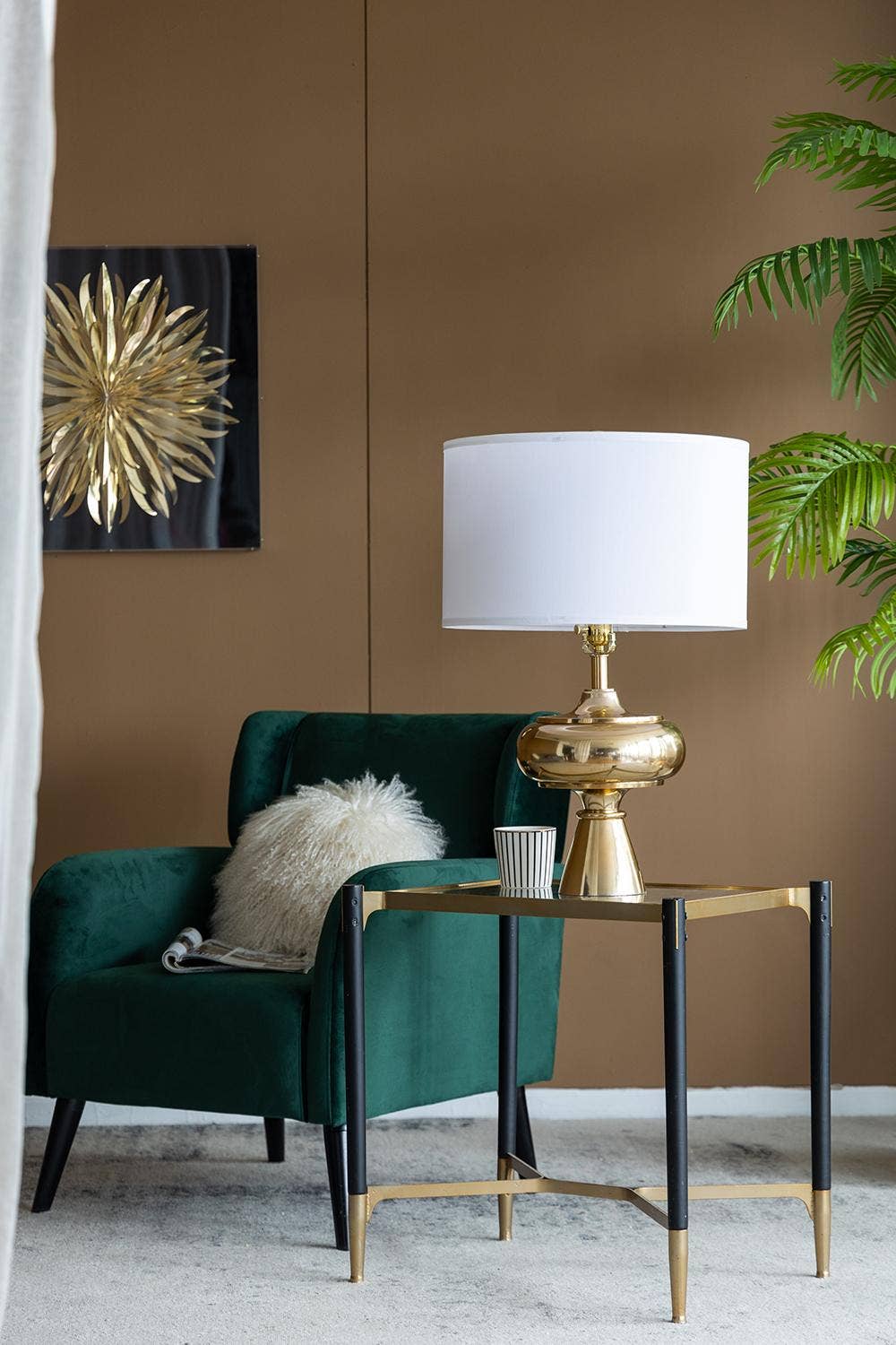 D18x27.5" Aluminum Table Lamp - Gold/White