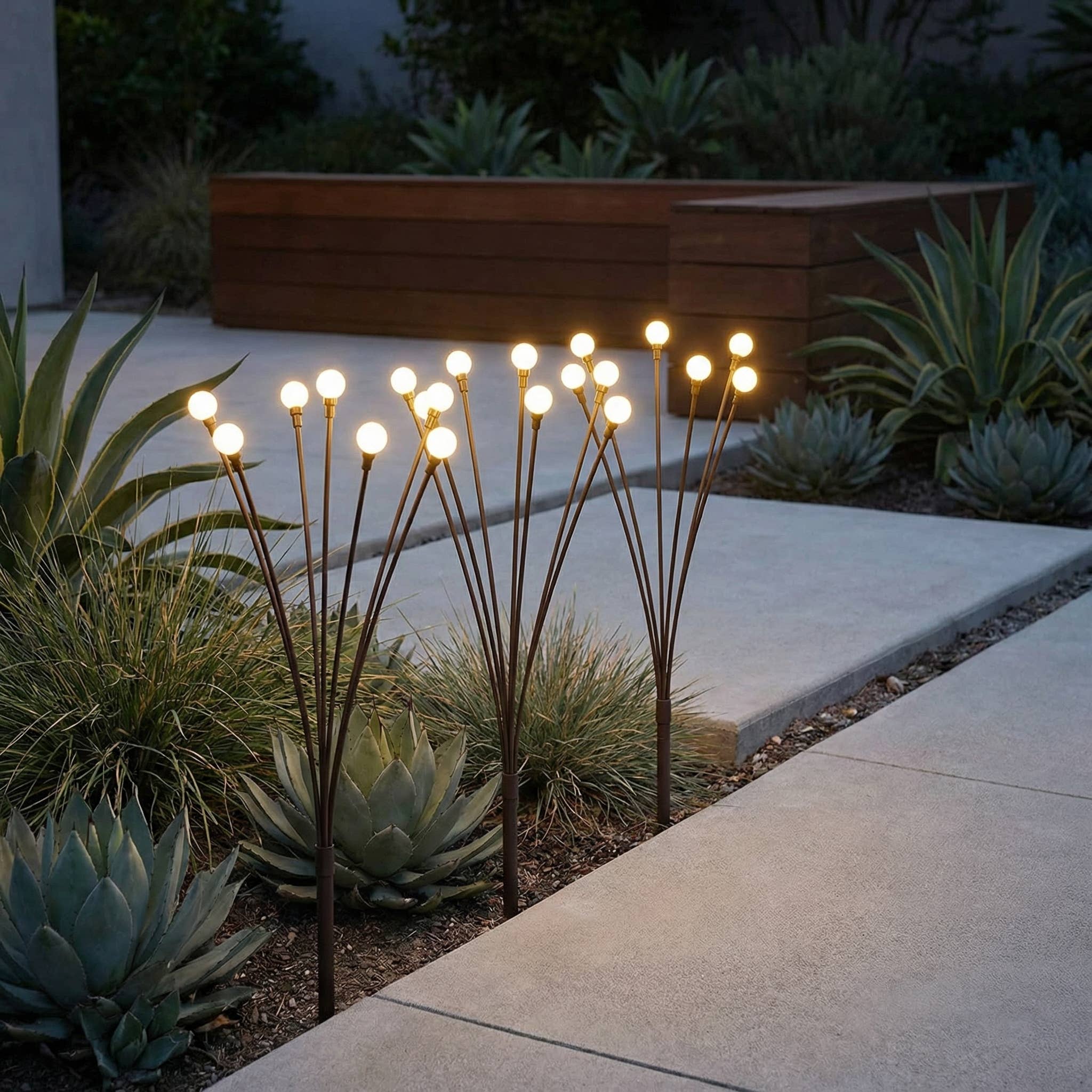 Luma Solar Swaying Garden Lights, Set of 3